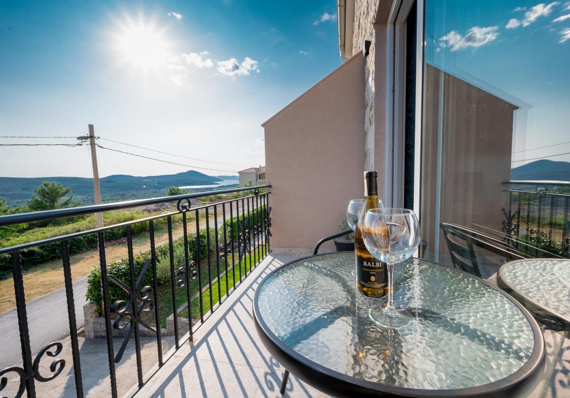 Appartement En Chene Kotor Exterior foto