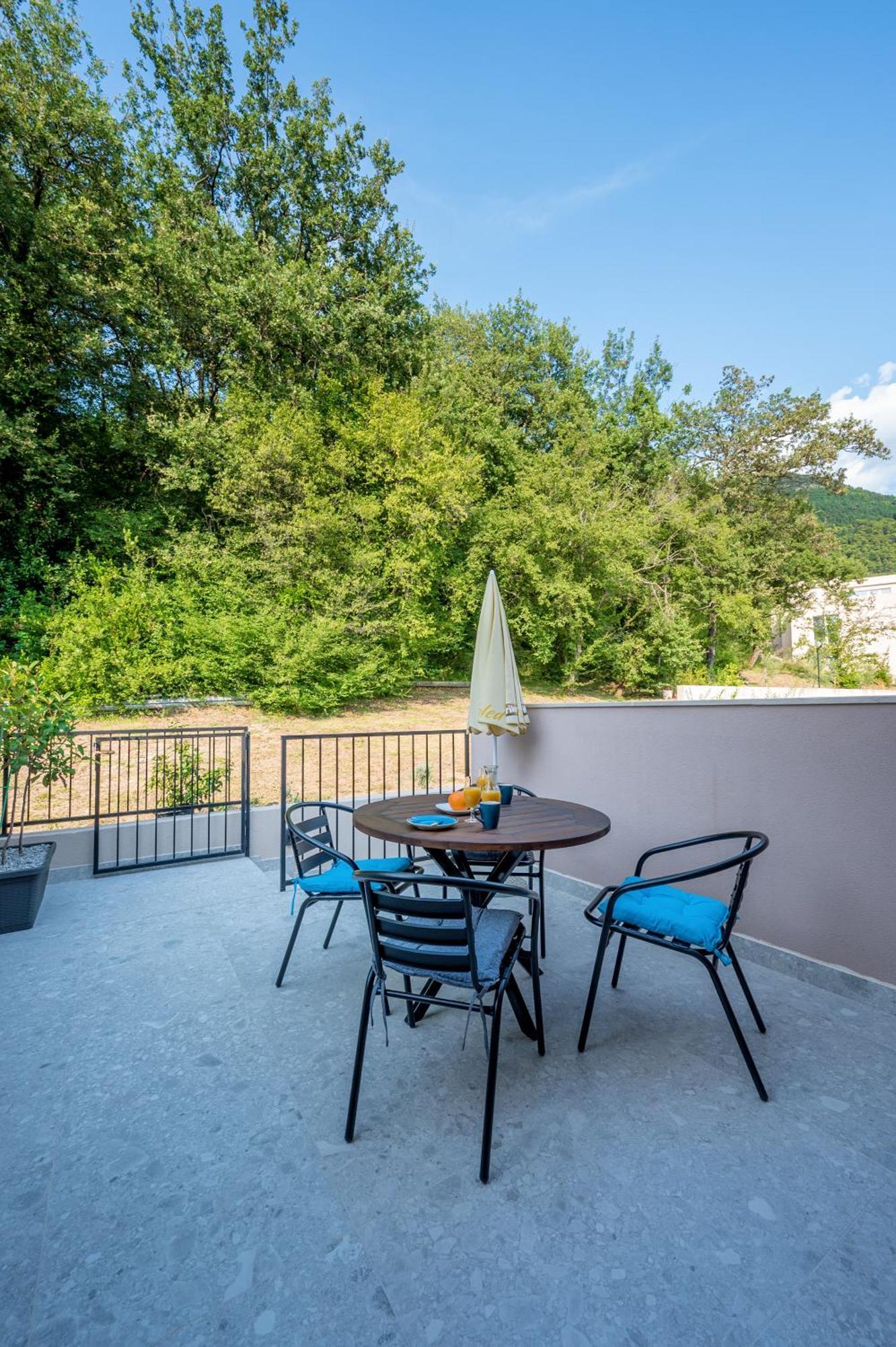 Appartement En Chene Kotor Exterior foto